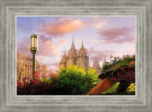 Load image into Gallery viewer, Temple Square Glorious Majesty of His Kingdom