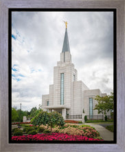 Load image into Gallery viewer, Vancouver Cloudy Day