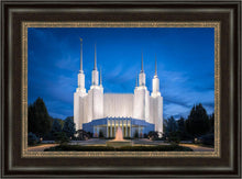 Load image into Gallery viewer, Washington DC Sapphire Glow