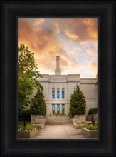 Load image into Gallery viewer, Winter Quarters Summer Window