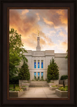 Load image into Gallery viewer, Winter Quarters Summer Window