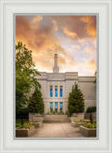 Load image into Gallery viewer, Winter Quarters Summer Window