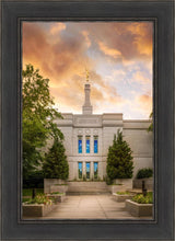 Load image into Gallery viewer, Winter Quarters Summer Window
