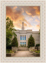 Load image into Gallery viewer, Winter Quarters Summer Window