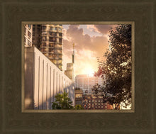 Load image into Gallery viewer, Manhattan Solace