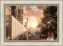 Load image into Gallery viewer, Manhattan Solace