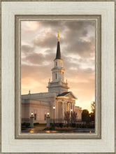 Load image into Gallery viewer, Hartford Radiance