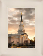 Load image into Gallery viewer, Hartford Radiance