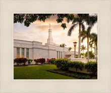 Load image into Gallery viewer, Kona Sunset Panorama