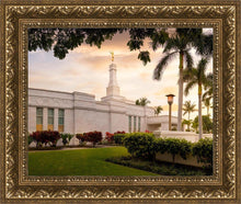 Load image into Gallery viewer, Kona Sunset Panorama
