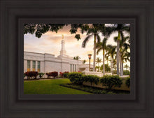 Load image into Gallery viewer, Kona Sunset Panorama