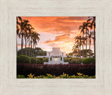Load image into Gallery viewer, Laie Spread Thy Word