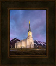 Load image into Gallery viewer, Star Valley Winter Refuge