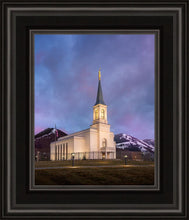 Load image into Gallery viewer, Star Valley Winter Refuge