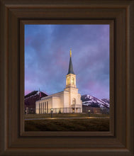 Load image into Gallery viewer, Star Valley Winter Refuge