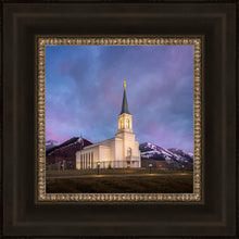 Load image into Gallery viewer, Star Valley Winter Refuge