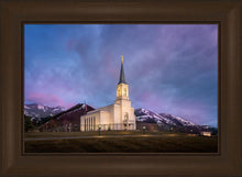 Load image into Gallery viewer, Star Valley Winter Refuge