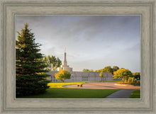 Load image into Gallery viewer, Bismarck Golden Glow