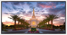 Load image into Gallery viewer, Gilbert Garden Oasis