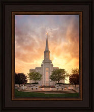 Load image into Gallery viewer, St. Louis Glory to God