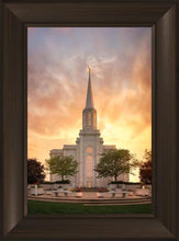 Load image into Gallery viewer, St. Louis Glory to God