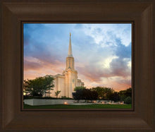 Load image into Gallery viewer, St. Louis Now the Day is Over