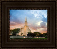 Load image into Gallery viewer, St. Louis Now the Day is Over