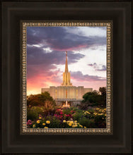 Load image into Gallery viewer, Jordan River Flowers