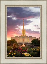Load image into Gallery viewer, Jordan River Flowers