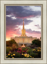 Load image into Gallery viewer, Jordan River Flowers