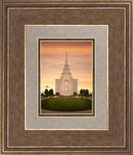 Load image into Gallery viewer, Kansas City Golden