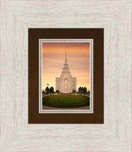 Load image into Gallery viewer, Kansas City Golden