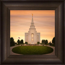 Load image into Gallery viewer, Kansas City Golden