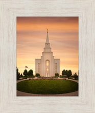 Load image into Gallery viewer, Kansas City Golden