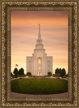Load image into Gallery viewer, Kansas City Golden
