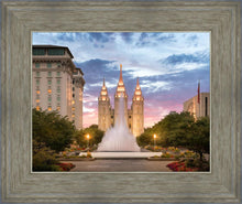 Load image into Gallery viewer, Salt Lake Fountain