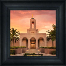 Load image into Gallery viewer, Newport Beach Lift Me Up