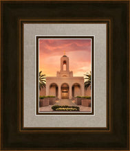 Load image into Gallery viewer, Newport Beach Lift Me Up