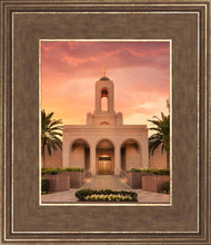 Load image into Gallery viewer, Newport Beach Lift Me Up