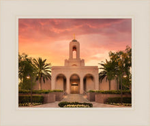 Load image into Gallery viewer, Newport Beach Lift Me Up