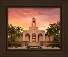 Load image into Gallery viewer, Newport Beach Lift Me Up