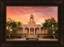 Load image into Gallery viewer, Newport Beach Lift Me Up