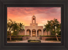 Load image into Gallery viewer, Newport Beach Lift Me Up