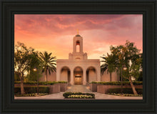 Load image into Gallery viewer, Newport Beach Lift Me Up