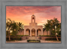Load image into Gallery viewer, Newport Beach Lift Me Up