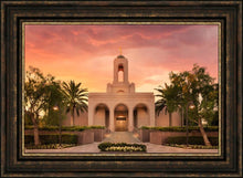 Load image into Gallery viewer, Newport Beach Lift Me Up