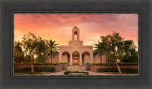 Load image into Gallery viewer, Newport Beach Lift Me Up