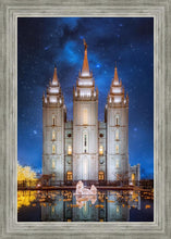 Load image into Gallery viewer, Salt Lake Starry Night Nativity