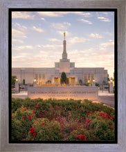 Load image into Gallery viewer, Reno Flowers