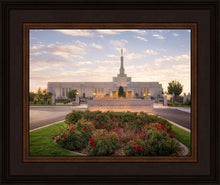 Load image into Gallery viewer, Reno Flowers